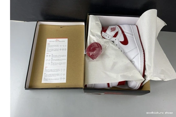 555088-103 555088-103 AIR (2017) Retro Red Jordan 1 Metallic 0218